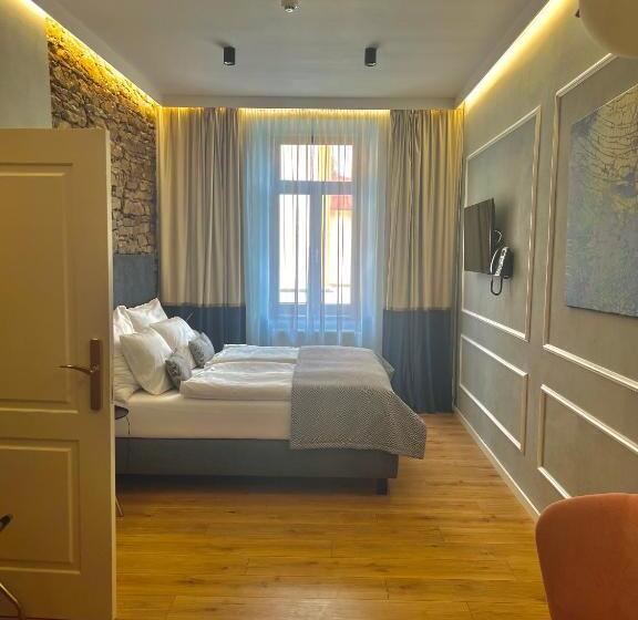 اتاق استاندارد سه تخته با چشم‌انداز, Kalix Boutique