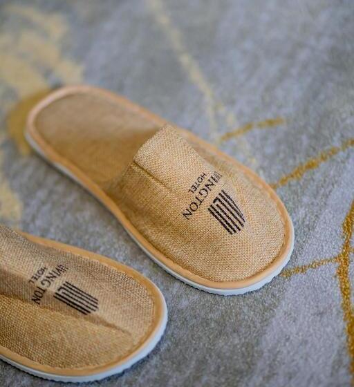 스탠다드 싱글 룸, Livington