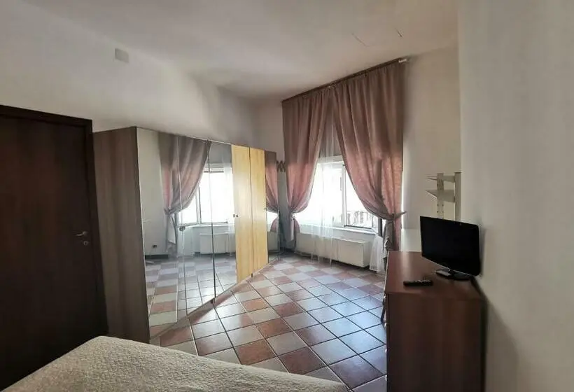 Huoneisto 1 Makuuhuone, Residence La Lanterna