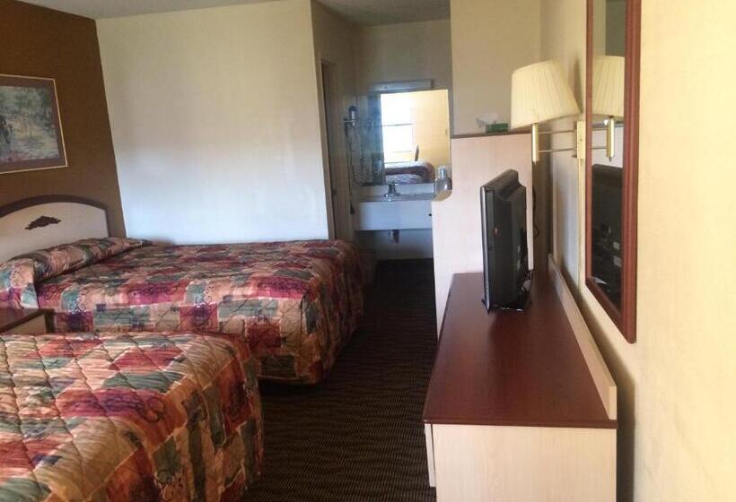 Номер Стандарт 2 Двуспальные Кровати, Budget Inn & Suites  Talladega