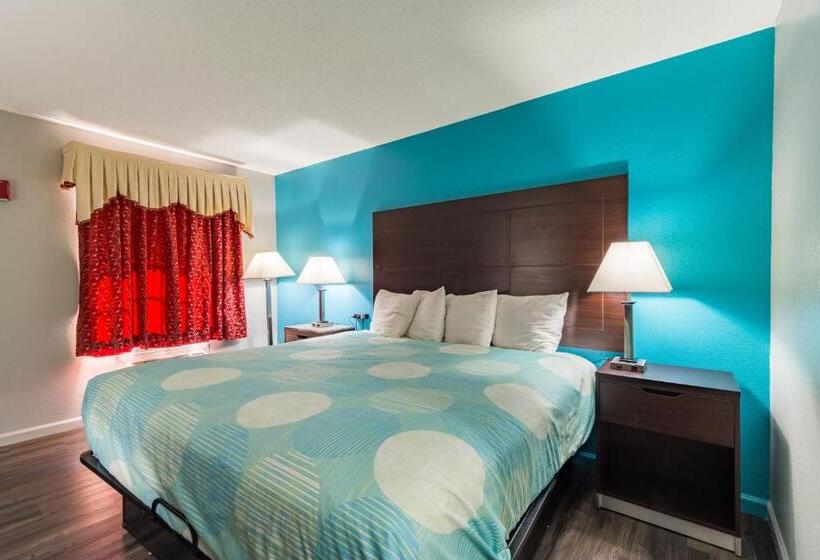 غرفة قياسية سرير كينج, Carolina Lodge