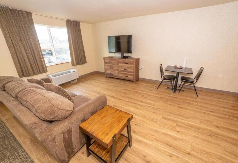Люкс Deluxe Кровать Кинг, Clatskanie River Inn