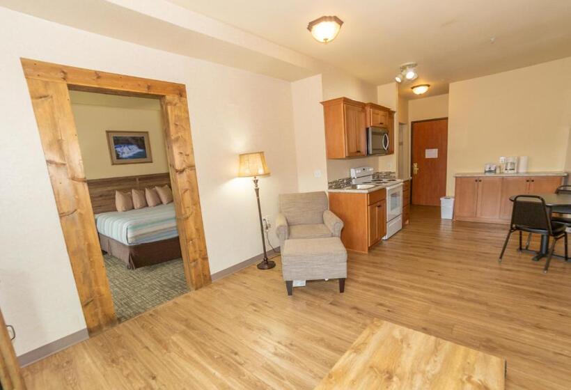 Люкс Superior, Clatskanie River Inn