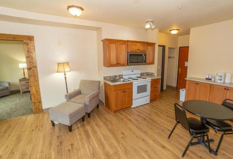 جناح سوبيريور, Clatskanie River Inn