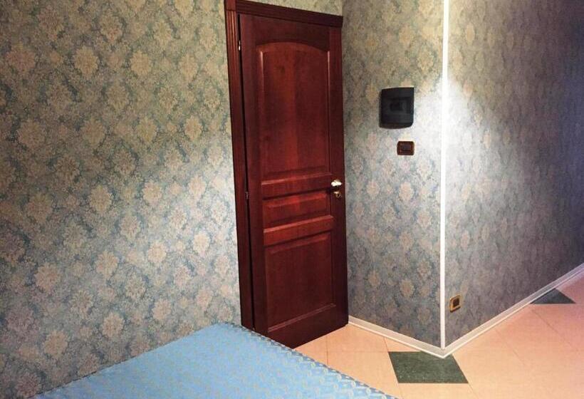 اتاق استاندارد, Excelsior