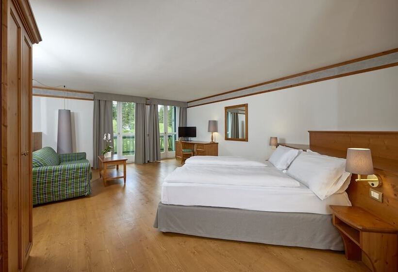 Номер Superior, Grand Hotel Misurina