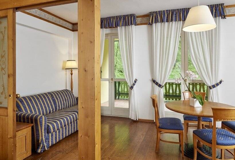 Семейный Номер, Grand Hotel Misurina