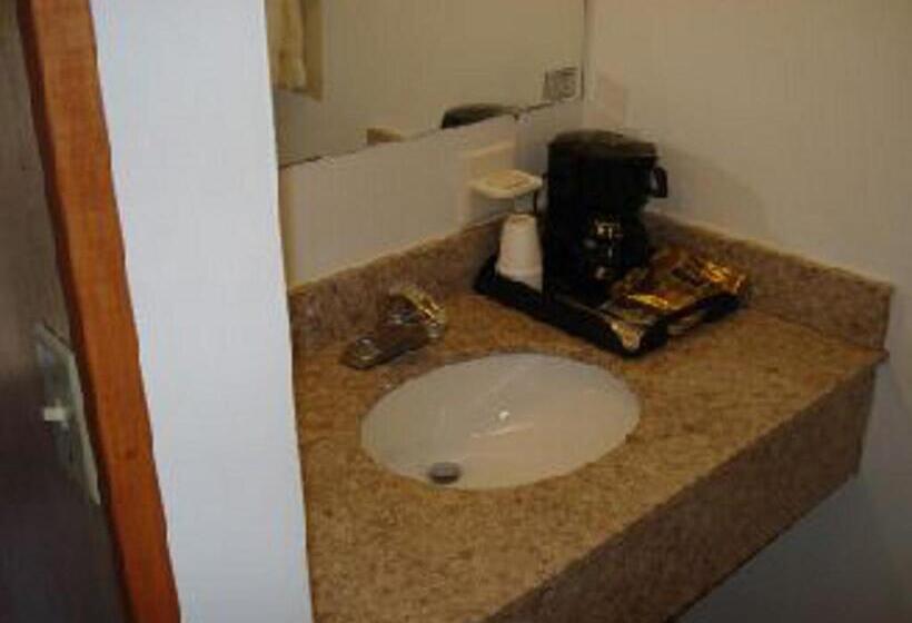 キングサイズベッドのスタンダードルーム, Harbor Base Pineapple Inn