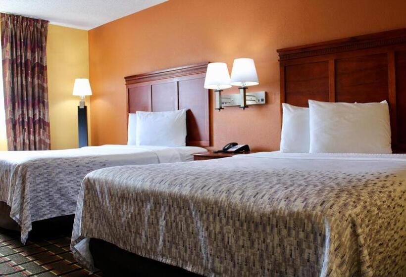 Номер Стандарт, Hometown Inn & Suites