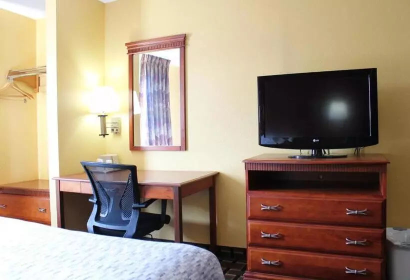 سوئیت با تخت بزرگ, Hometown Inn & Suites