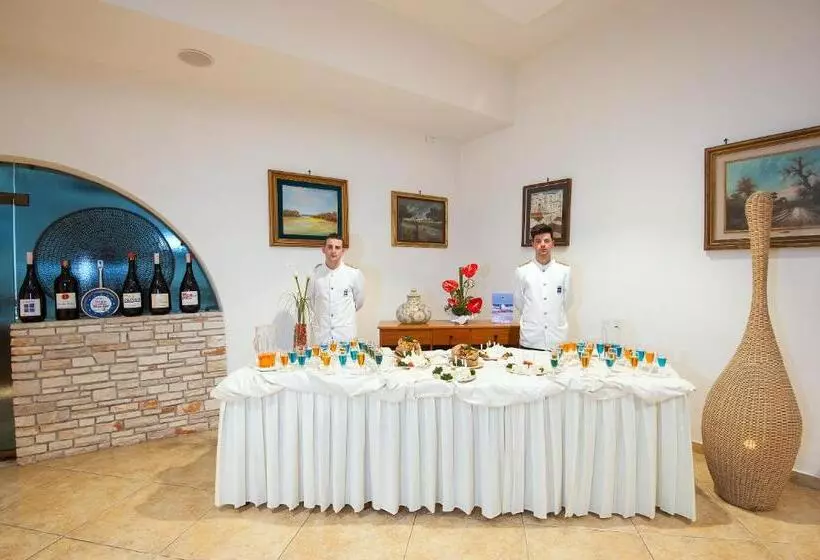 スタンダードシングルルーム, Joli Park Hotel Caroli Hotels
