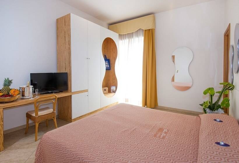 Четырехместный Номер Стандарт, Joli Park Hotel   Caroli Hotels