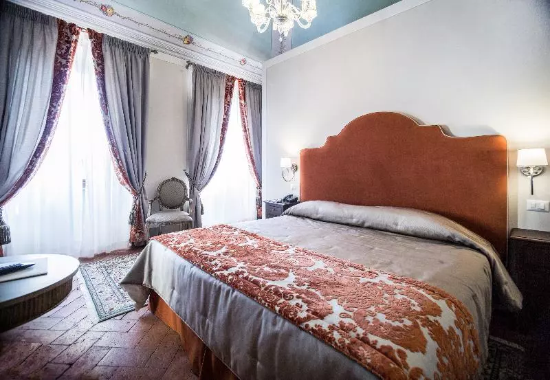 スーペリアールーム, Palazzo Leopoldo Dimora Storica & Spa