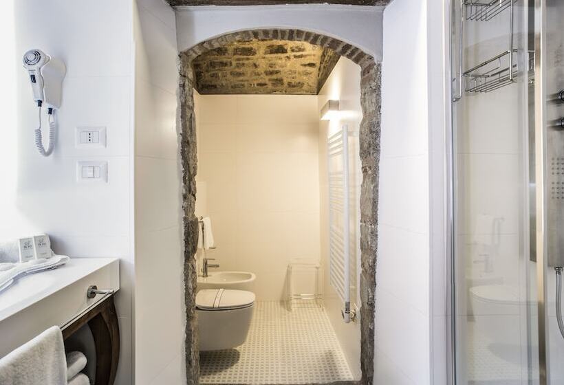 Номер Стандарт Трехместный, Palazzo Leopoldo Dimora Storica & Spa