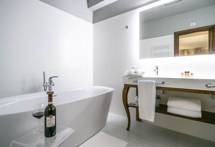 חדר סטנדרט לארבעה, Palazzo Leopoldo Dimora Storica & Spa