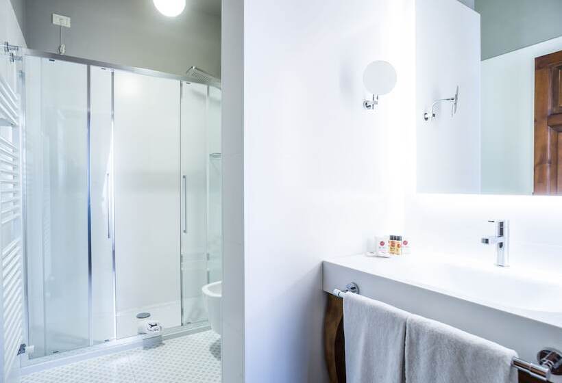 חדר סטנדרט לארבעה, Palazzo Leopoldo Dimora Storica & Spa