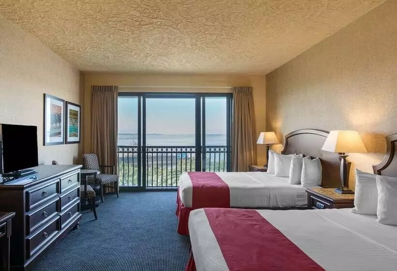 اتاق استاندارد با 2 تخت دوبل, Shoreline Inn & Conference Center, Ascend Hotel Collection