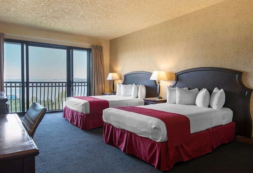 Номер Стандарт 2 Двуспальные Кровати, Shoreline Inn & Conference Center, Ascend Hotel Collection