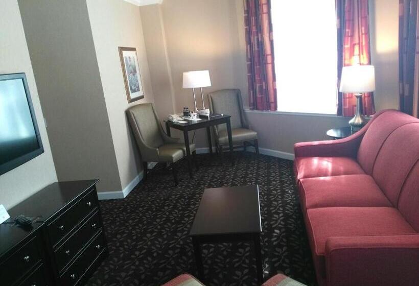 מיטת קינג בסוויטה, The Wilshire Grand