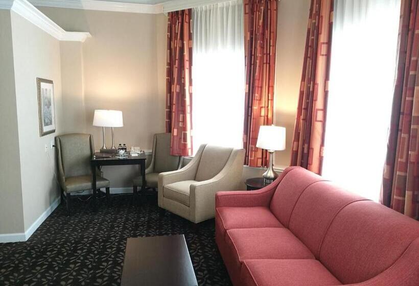 מיטת קינג בסוויטה, The Wilshire Grand