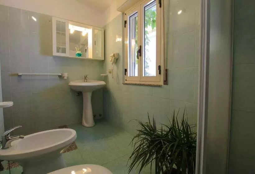 Appartamento 2 Camere da Letto, Village Eden