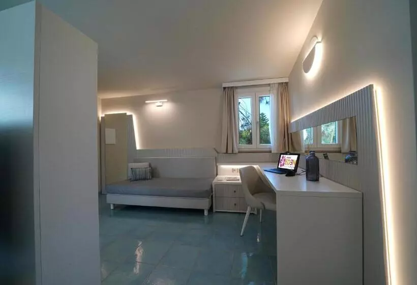 Suite Familiare, Village Eden