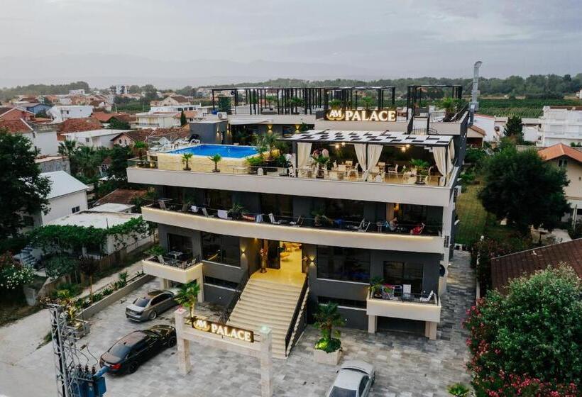 اتاق استاندارد با بالکن, Am Palace