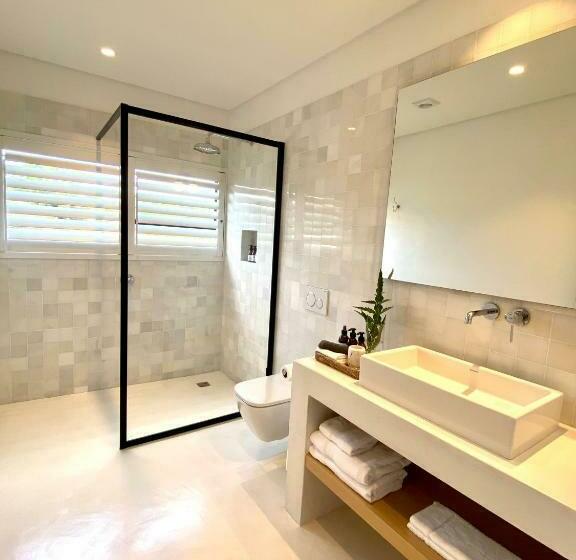 غرفة سوبيريور سرير كينج, Barrington's