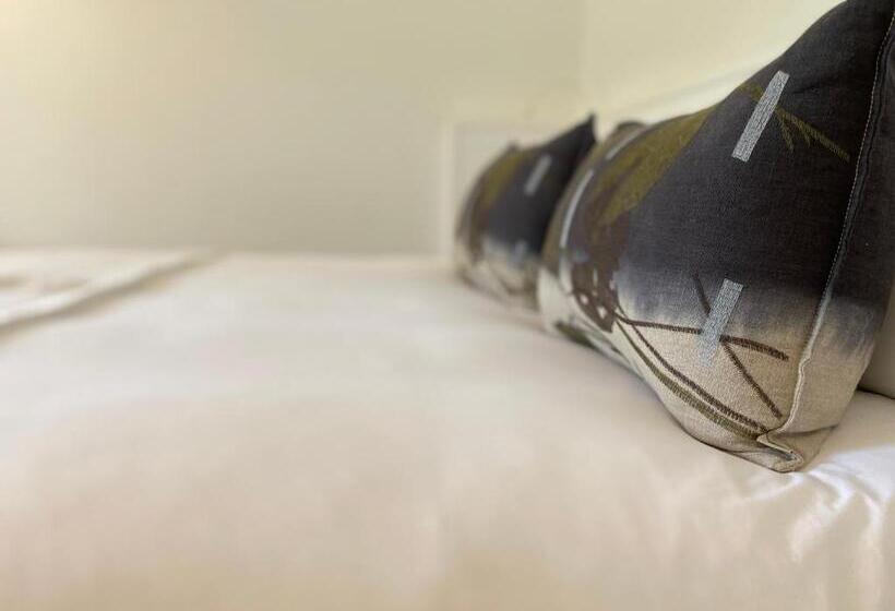 غرفة سوبيريور سرير كينج, Barrington's