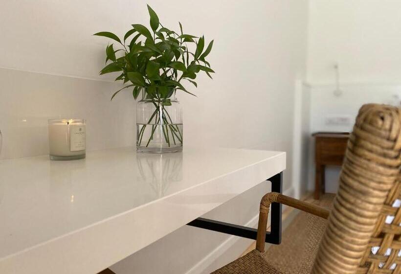 غرفة سوبيريور سرير كينج, Barrington's