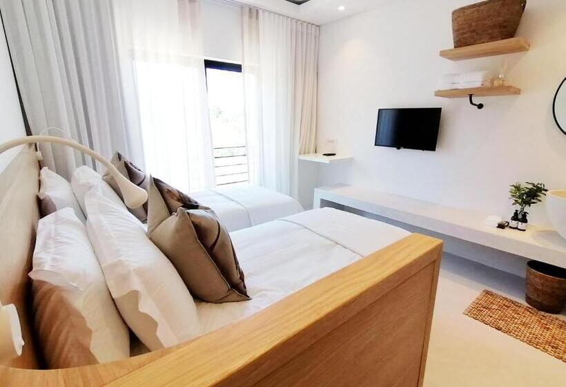 غرفة قياسية, Barrington's