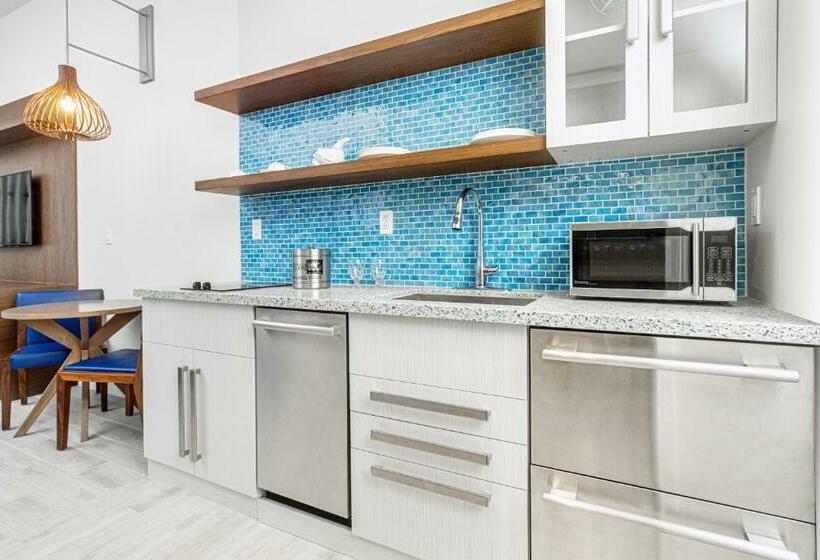 استودیو استاندارد با تخت کینگ, Margaritaville Beach Resort Nassau