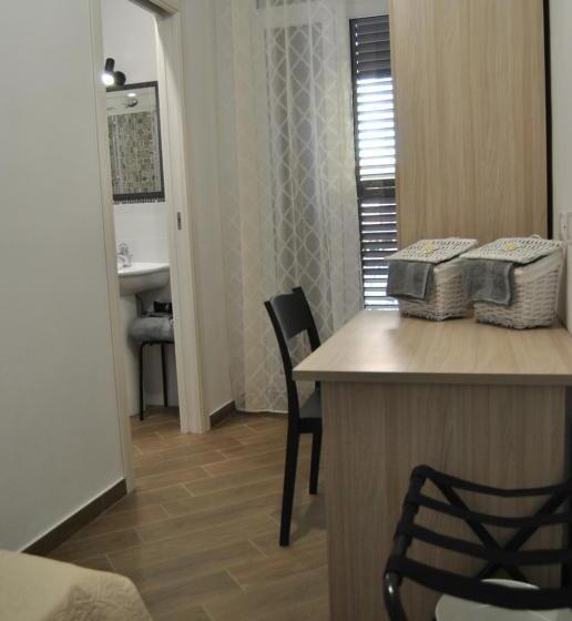 اتاق استاندارد, La Triade Affittacamere