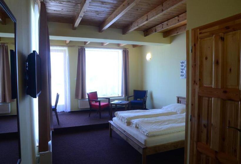 חדר סטנדרט עם מרפסת, Penzion Folbr