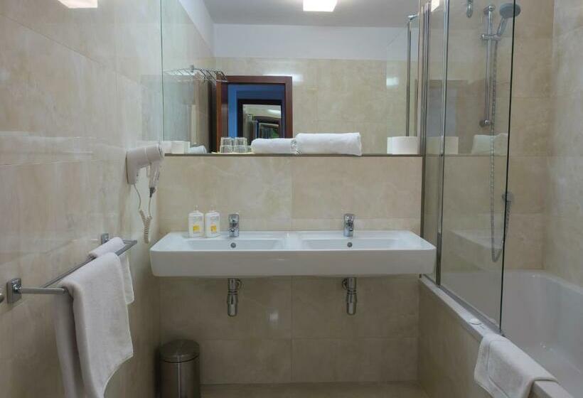 דירת חדר, Cvilín