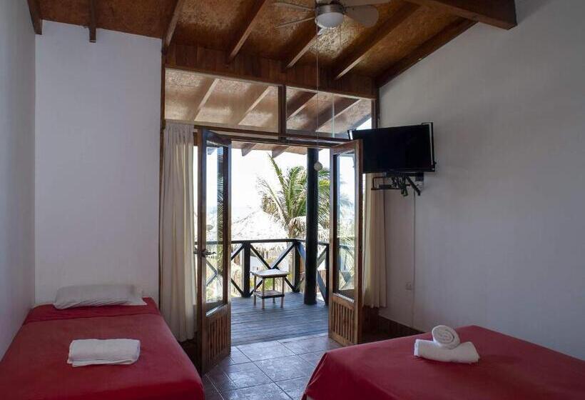 스탠다드 트리플 룸, El Refugio De Vichayito