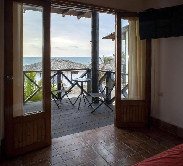 4인용 스탠다드 룸, El Refugio De Vichayito