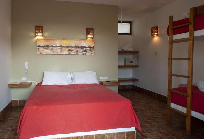 4인용 스탠다드 룸, El Refugio De Vichayito