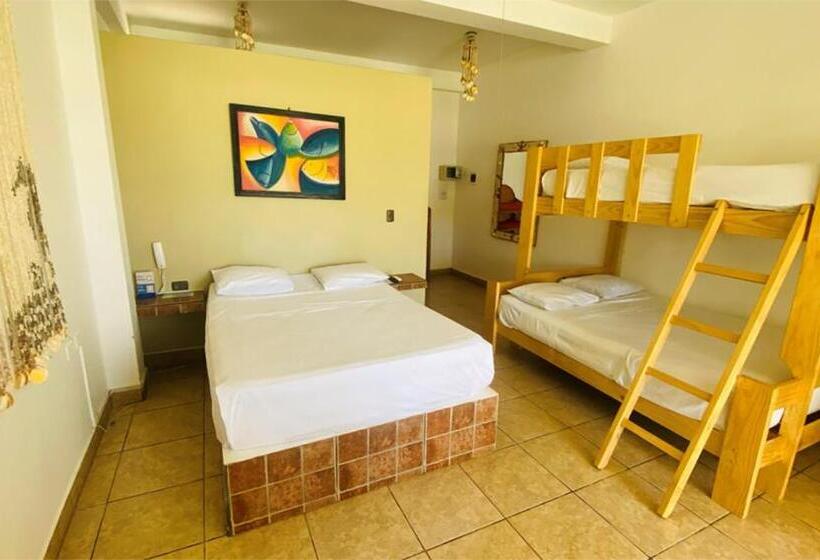 스탠다드 5인객실, El Refugio De Vichayito