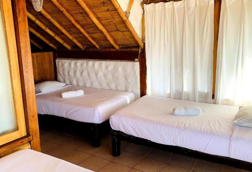 패밀리 방갈로 바다 전망, El Refugio De Vichayito