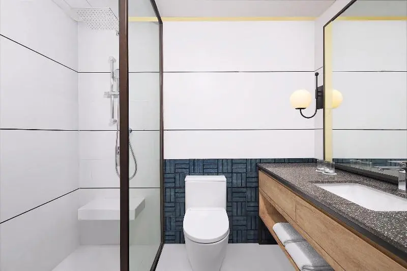 キングサイズベッドのスタンダードルーム, Four Points By Sheraton Batam