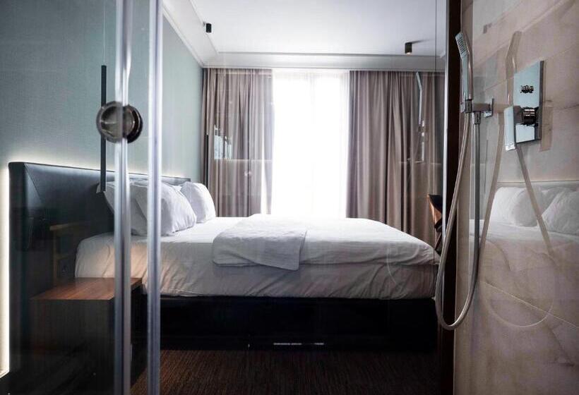 חדר סטנדרט נוף לבריכה, Select Hill Resort