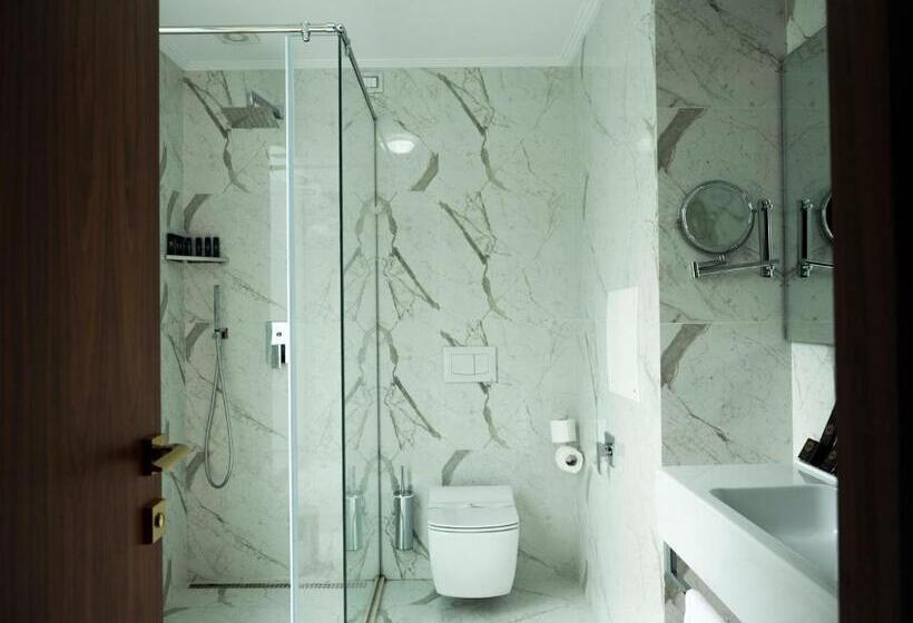 חדר משפחתי דלוקס, Select Hill Resort