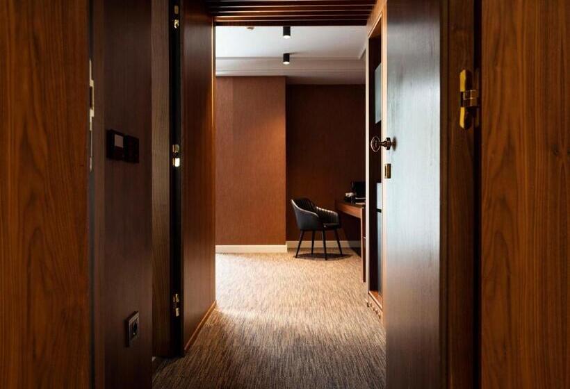 סוויטת סופריור, Select Hill Resort