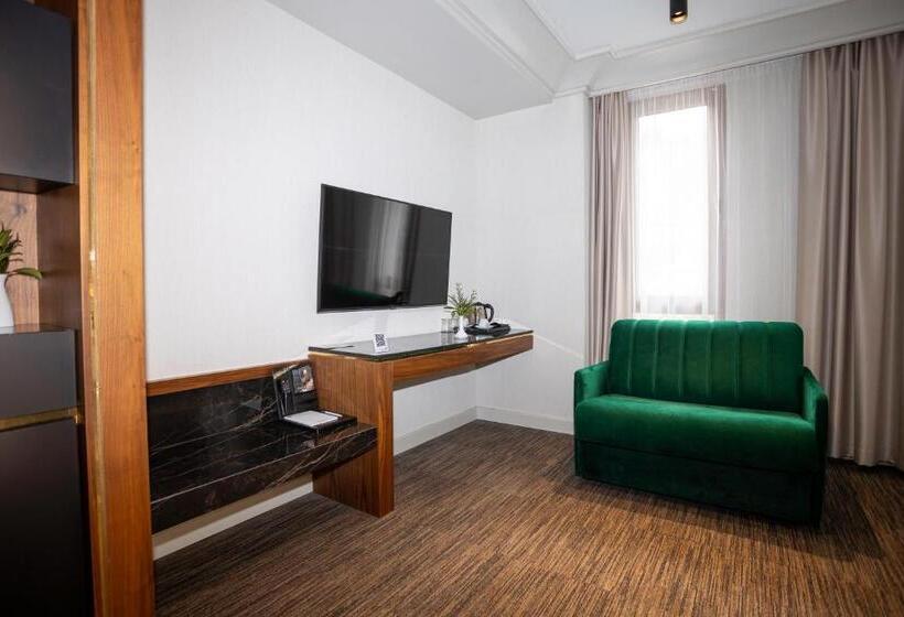 חדר סטנדרט נוף להרים, Select Hill Resort