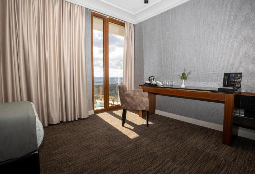 חדר משפחתי דלוקס, Select Hill Resort