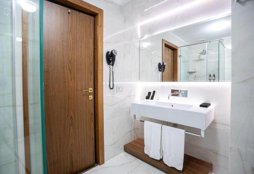 סוויטת סופריור, Select Hill Resort