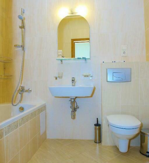 غرفة عائلية مطلّة علي البحر, Villa Lavanda