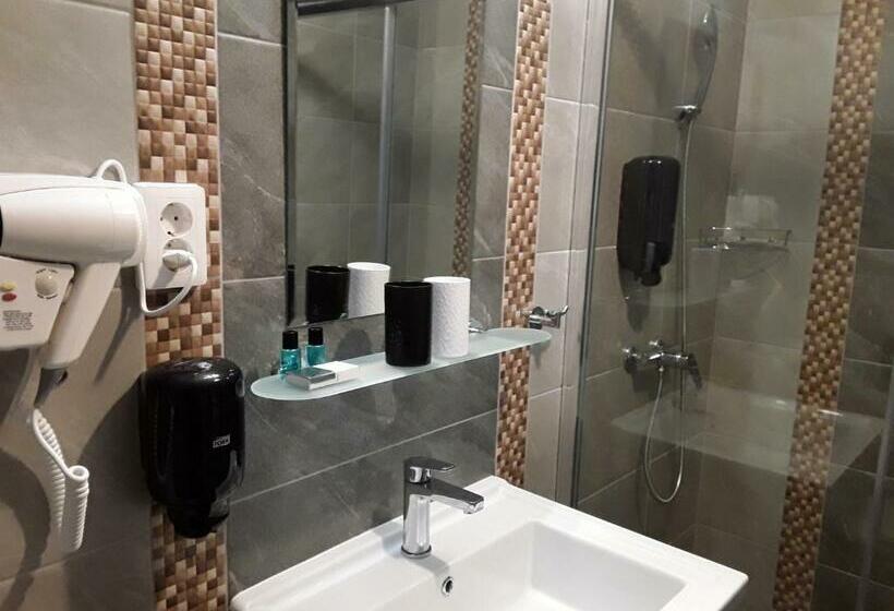 스탠다드 룸, Tornácos Vendégház Tápiószentmárton