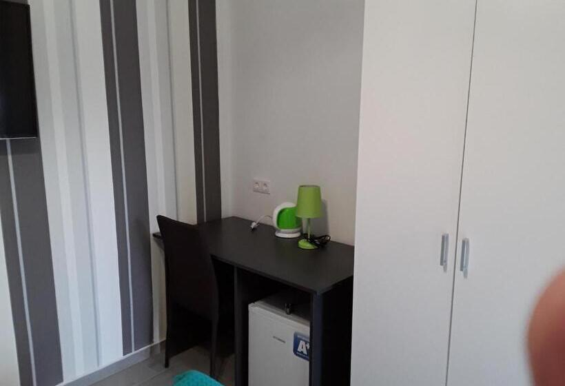 스탠다드 룸 가든 전망, Tornácos Vendégház Tápiószentmárton